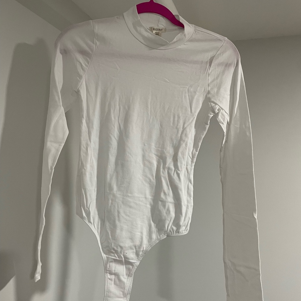 Chic White Long Sleeve Bodysuit